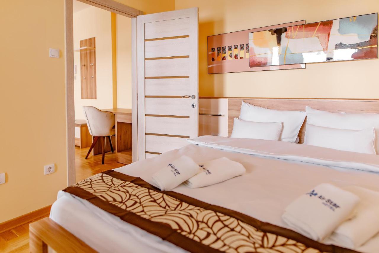 Airstar Hotel Surčin Екстериор снимка